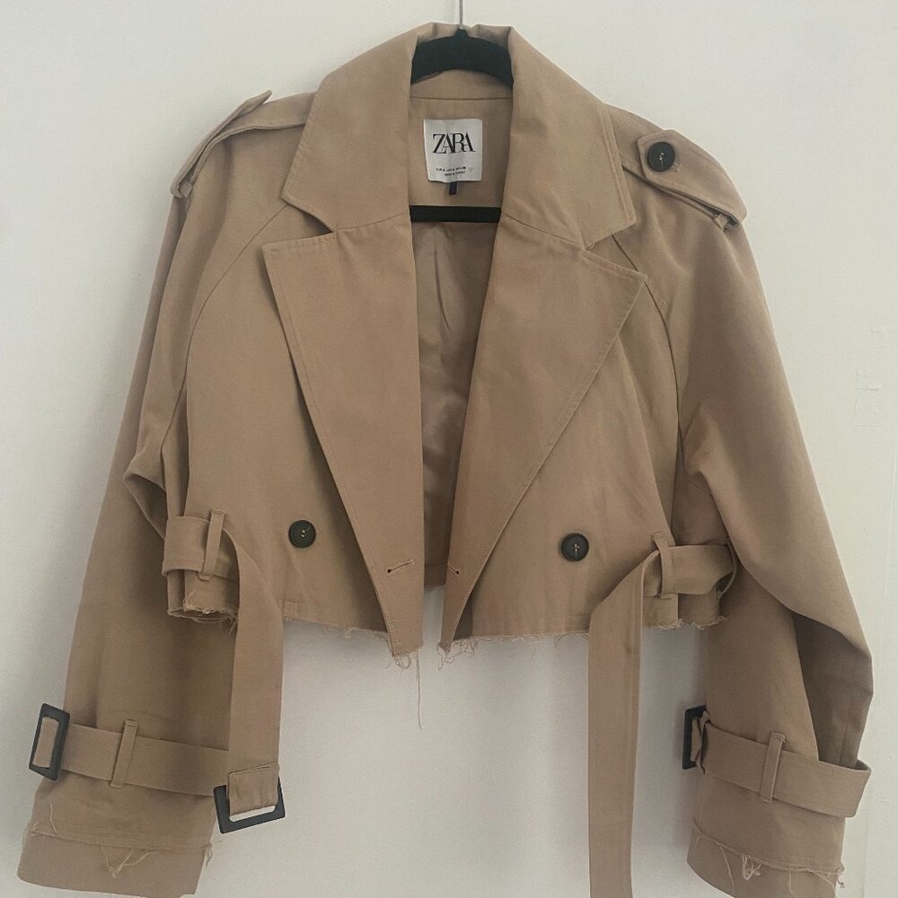 PRE-OWNED ZARA OVERSIZED CROPPED TRENCH BEIGE SIZE SMALL
